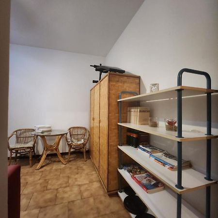 Appartamento Bologna Centro Con Giardino Bagian luar foto
