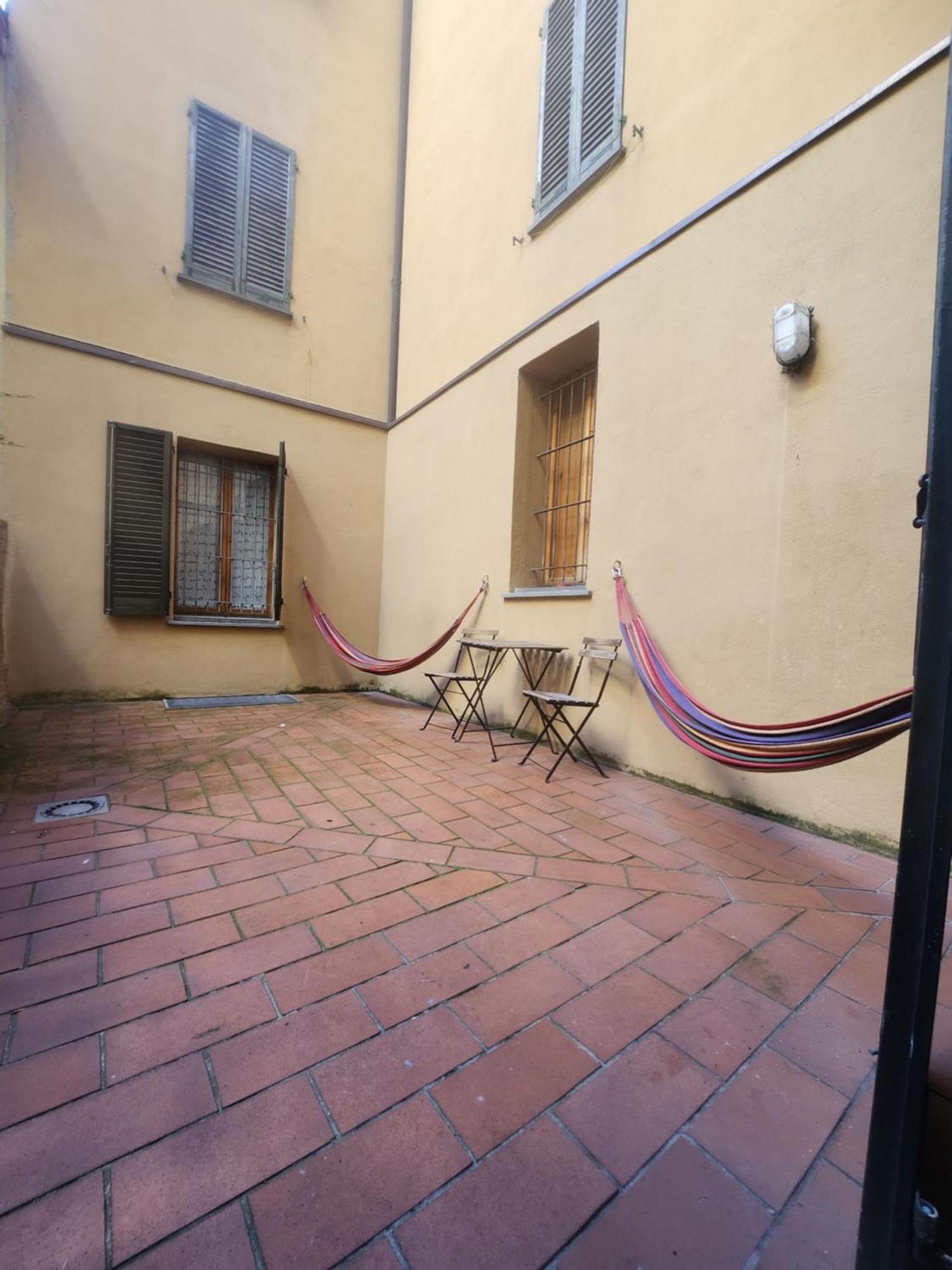 Appartamento Bologna Centro Con Giardino Bagian luar foto